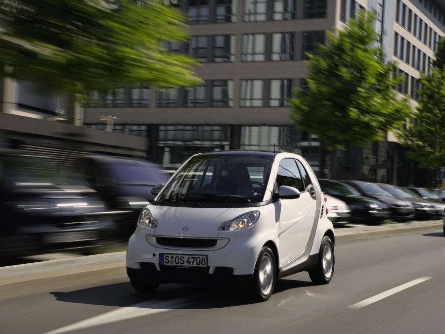  Smart ForTwo Micro Hybrid Drive 2008 года  (фото 2 из 7)